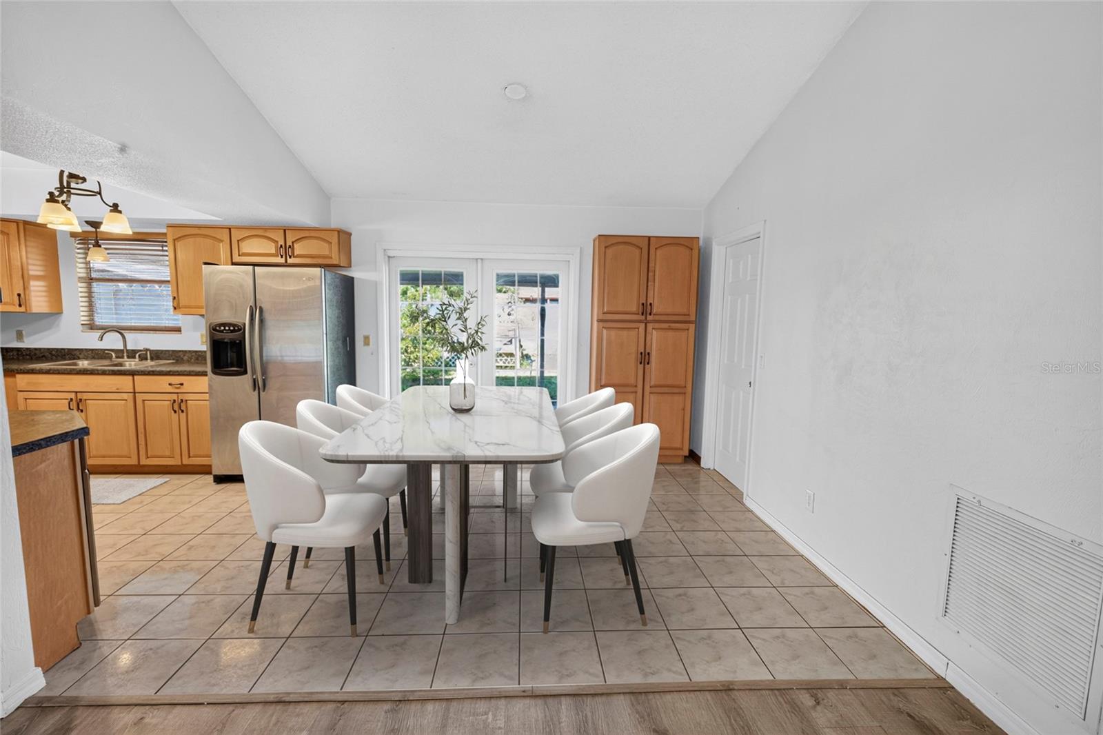 3012 Umbrella Tree Dr Property Photo 25