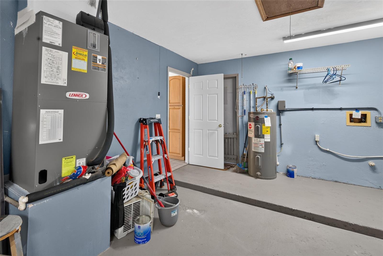 3012 Umbrella Tree Dr Property Photo 43