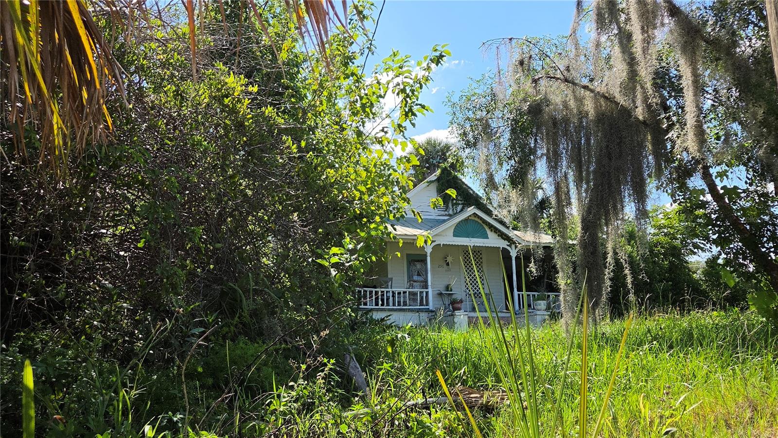236 N Amelia Ave Property Photo 35