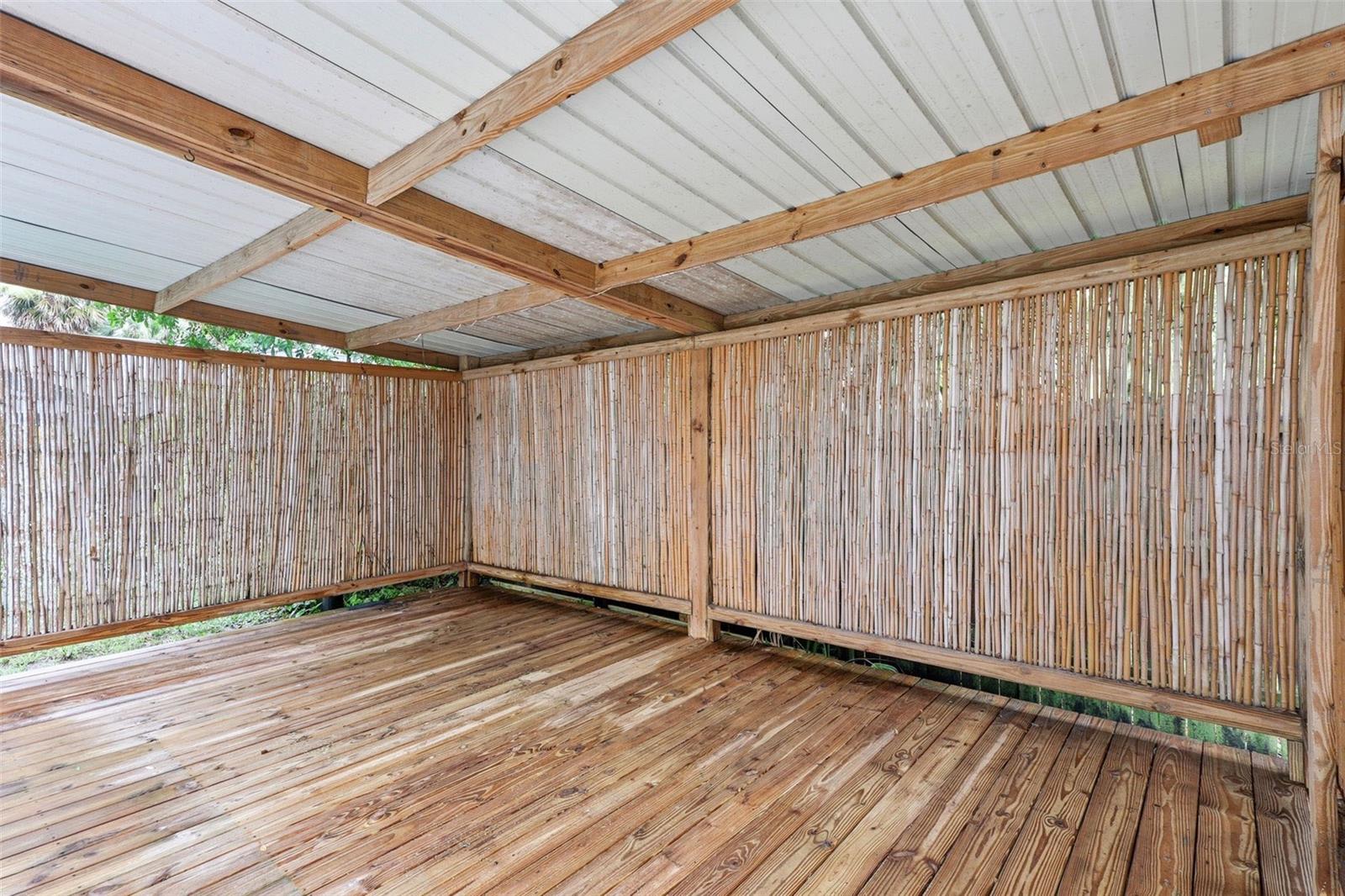 483 Spruceview Dr Property Photo 9