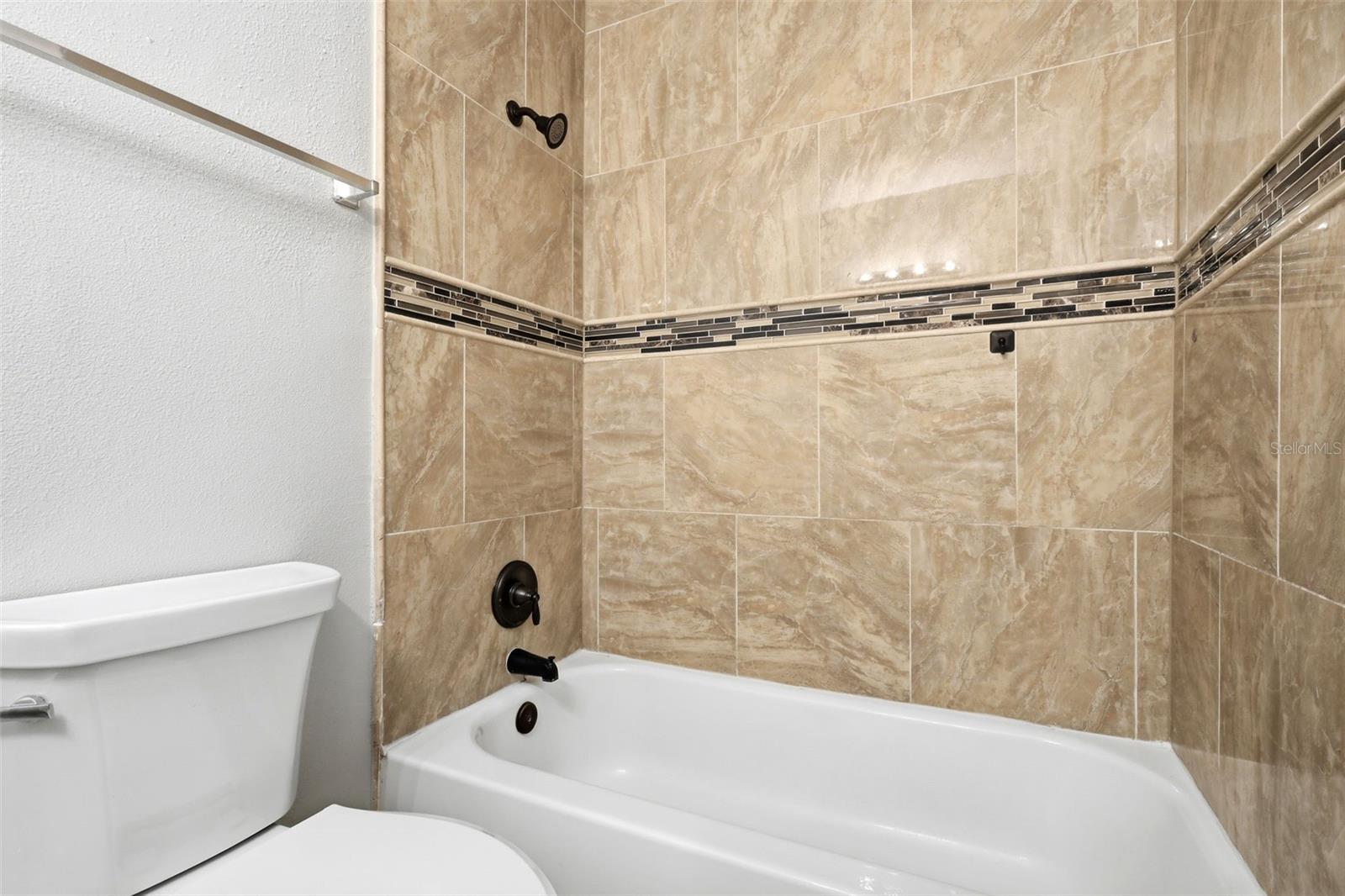 483 Spruceview Dr Property Photo 13