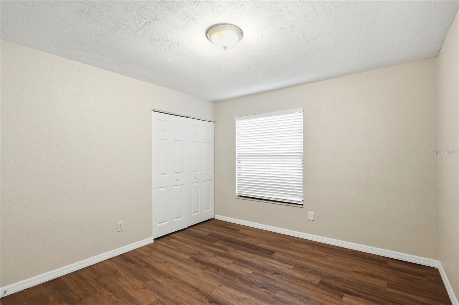 483 Spruceview Dr Property Photo 20