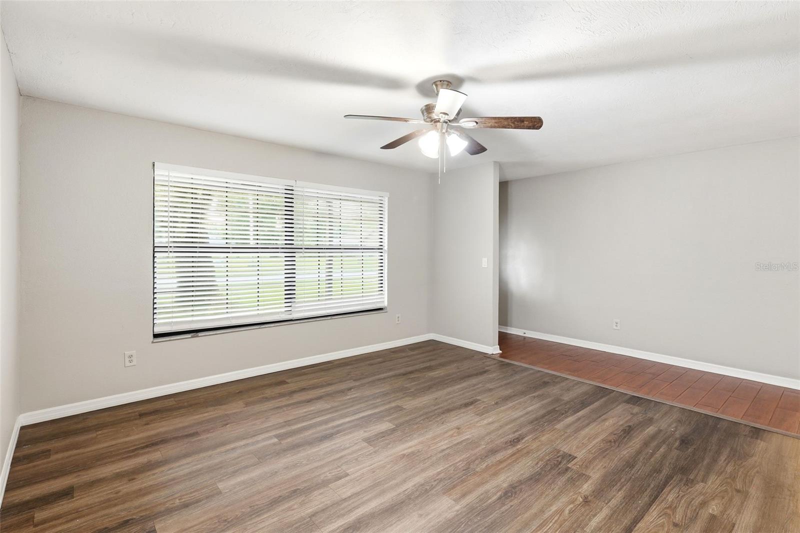 483 Spruceview Dr Property Photo 21
