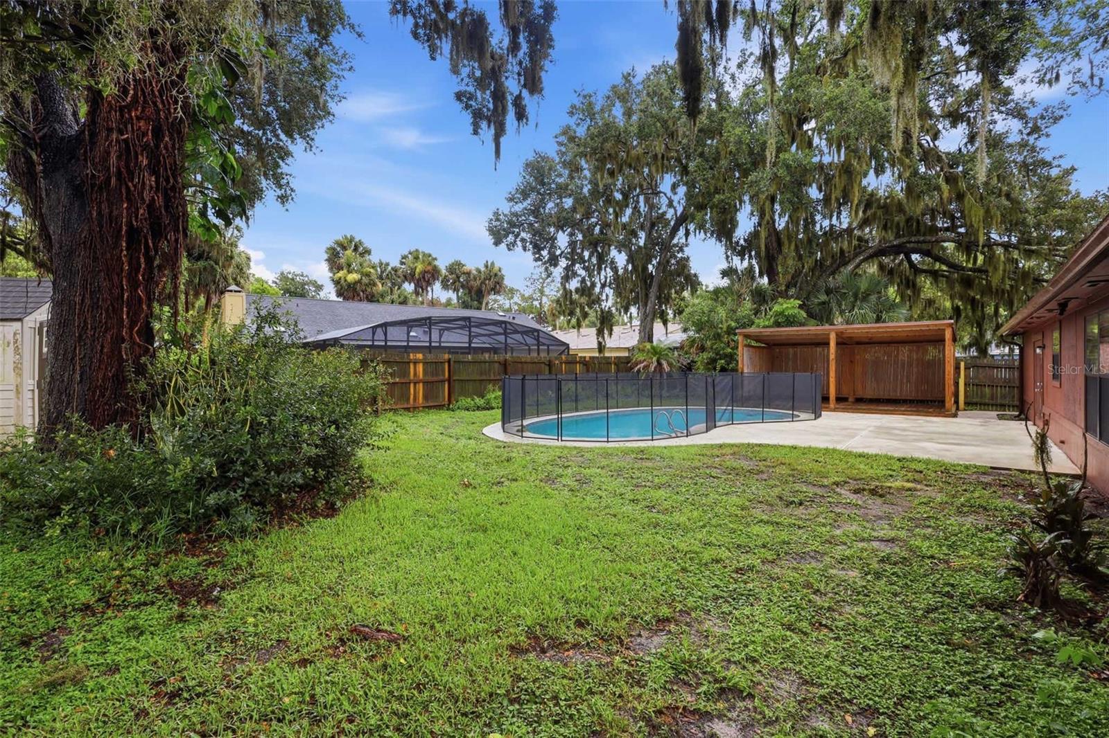 483 Spruceview Dr Property Photo 47