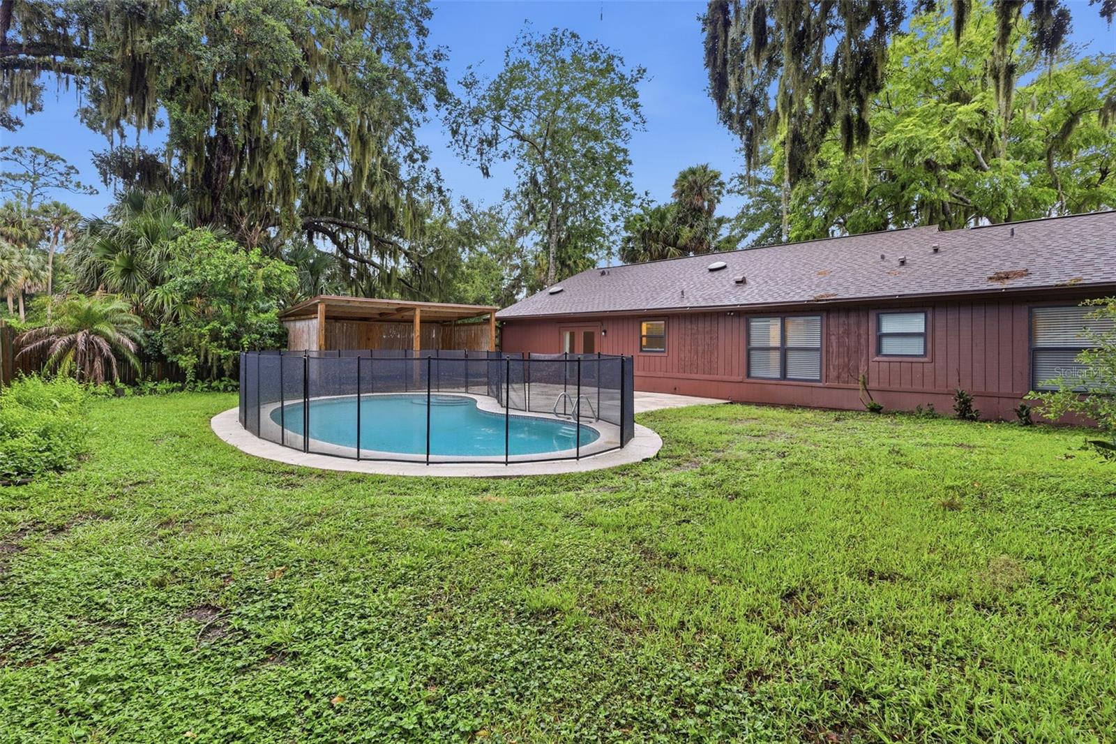 483 Spruceview Dr Property Photo 50