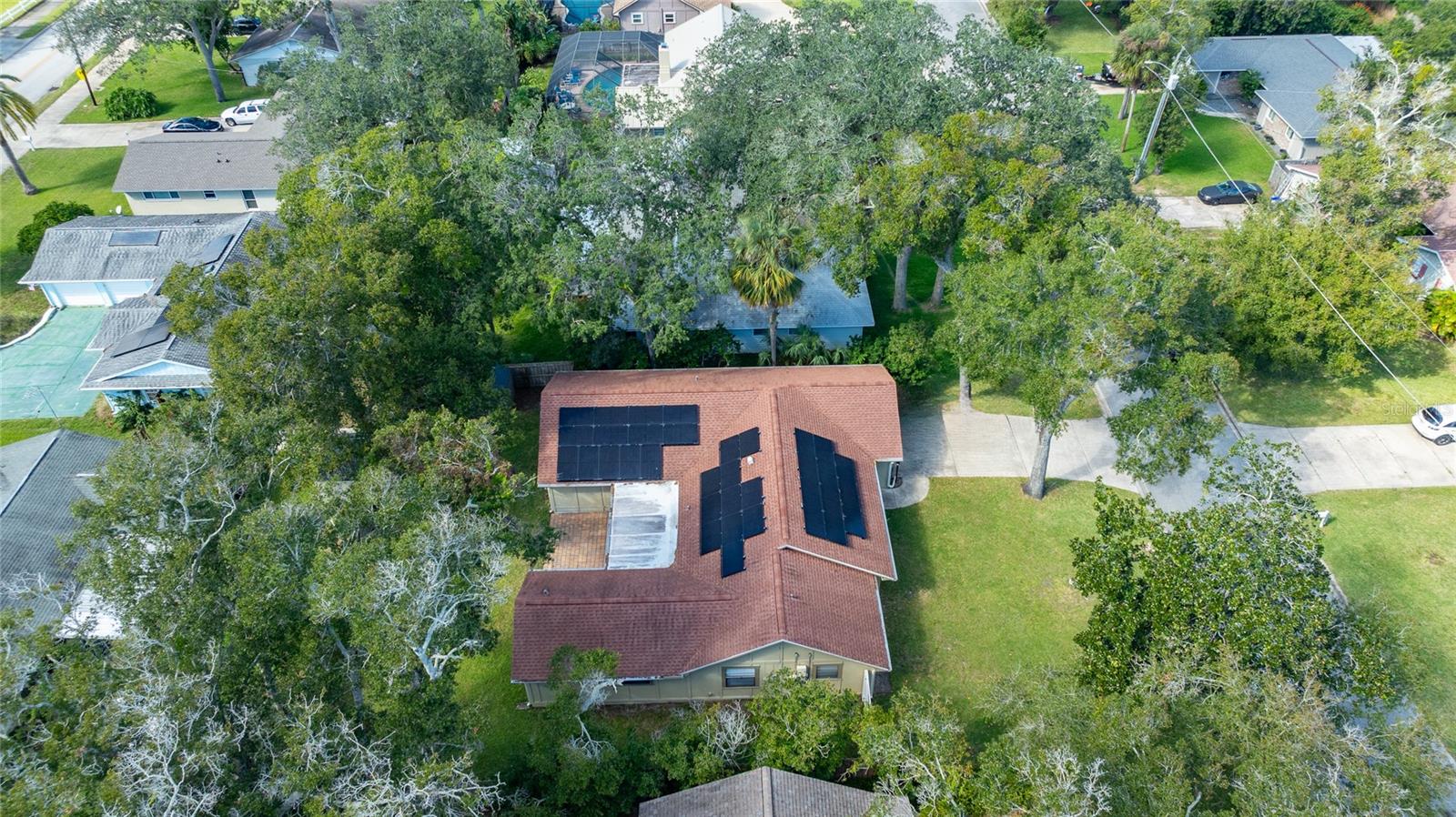 800 W River Oak Dr Property Photo 36