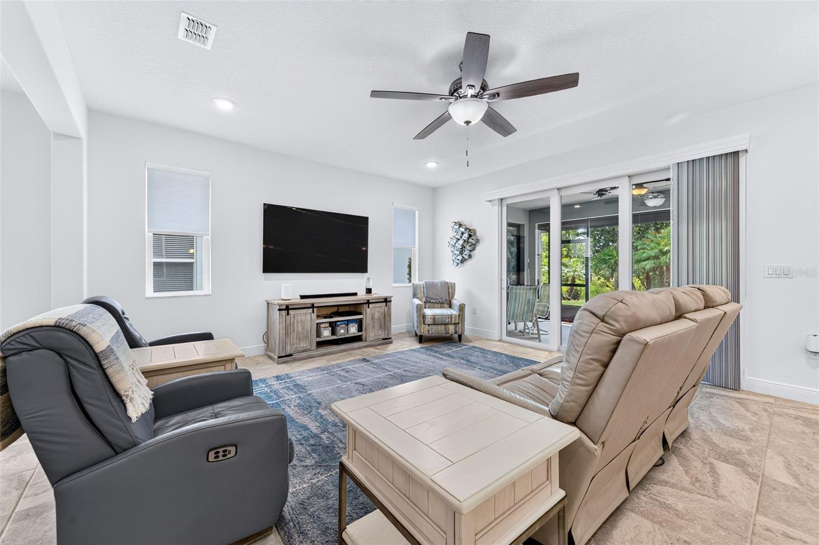 3468 Diamond Leaf Dr Property Photo 14
