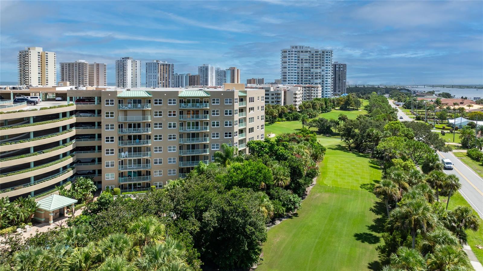 4 Oceans West Blvd #705d Property Photo 1
