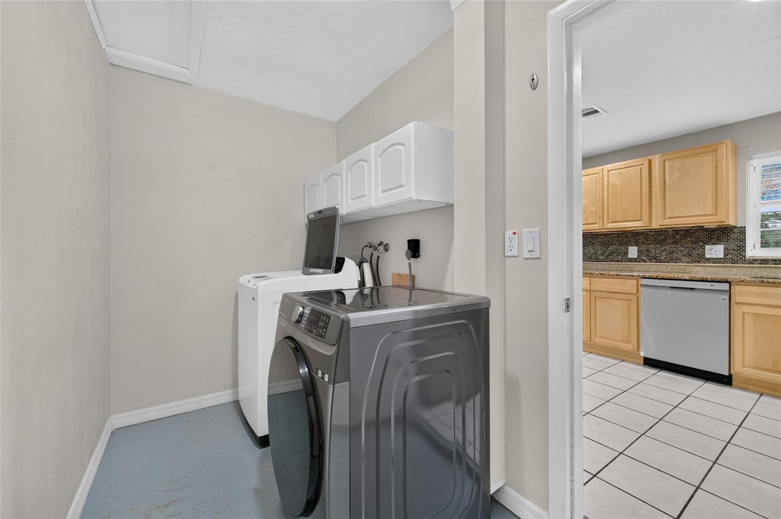 1107 4th St Property Photo 19