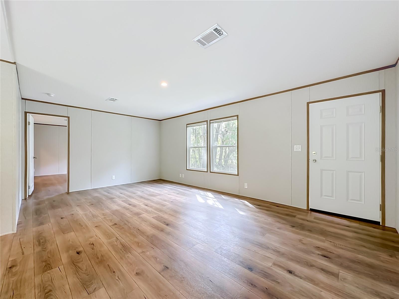 115 Betsy Ross Pl Property Photo 8