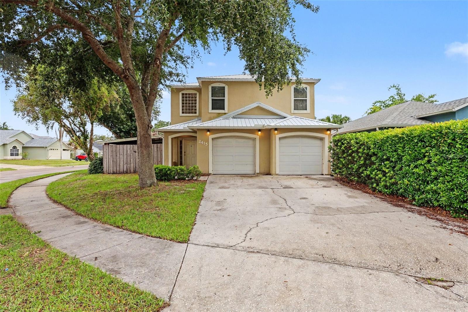 2415 Saint Pauls Dr Property Photo 4