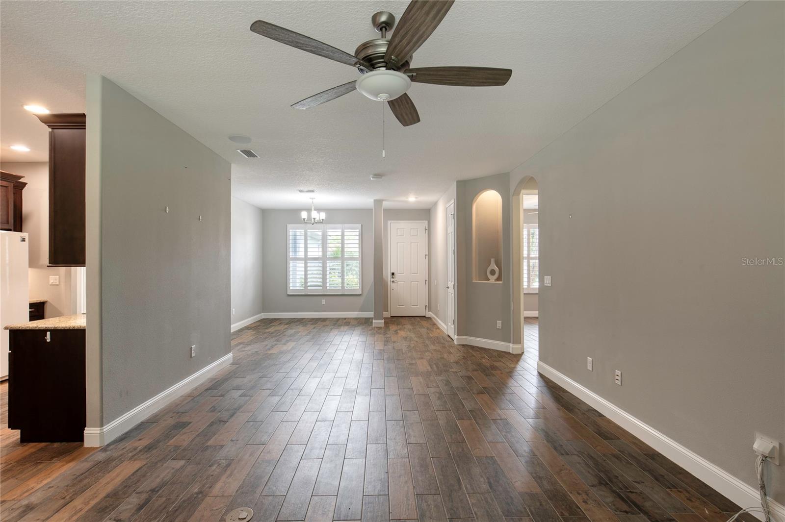 56 Thornhill Chase Cir Property Photo 9