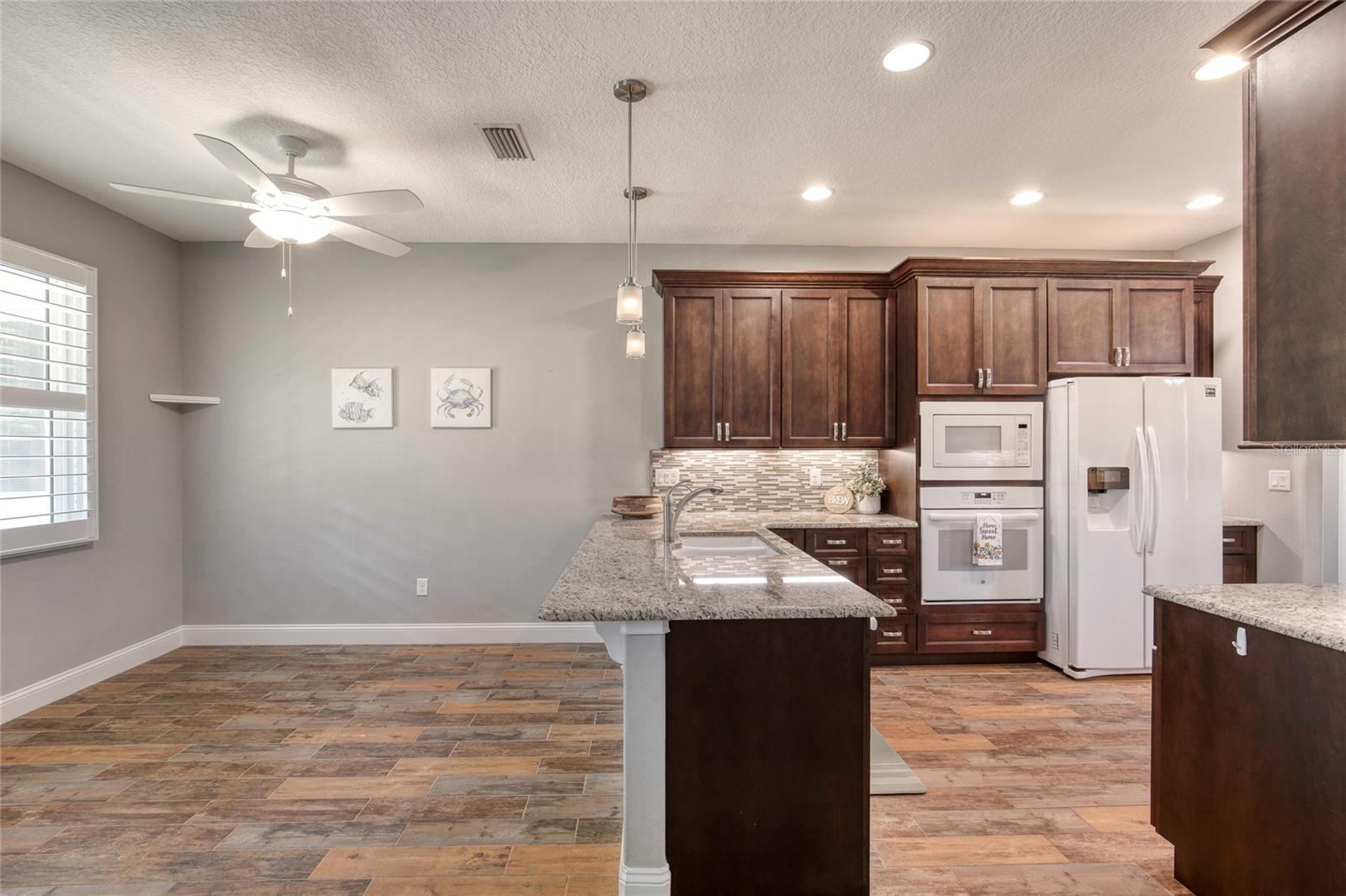 56 Thornhill Chase Cir Property Photo 16