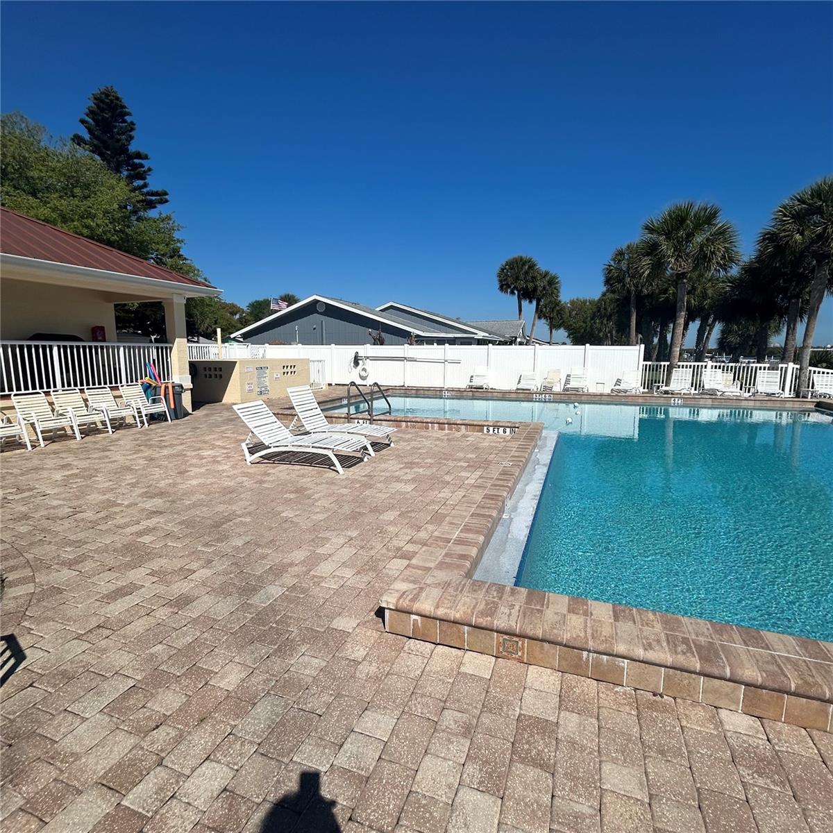 1402 Portobello Dr Property Photo 39