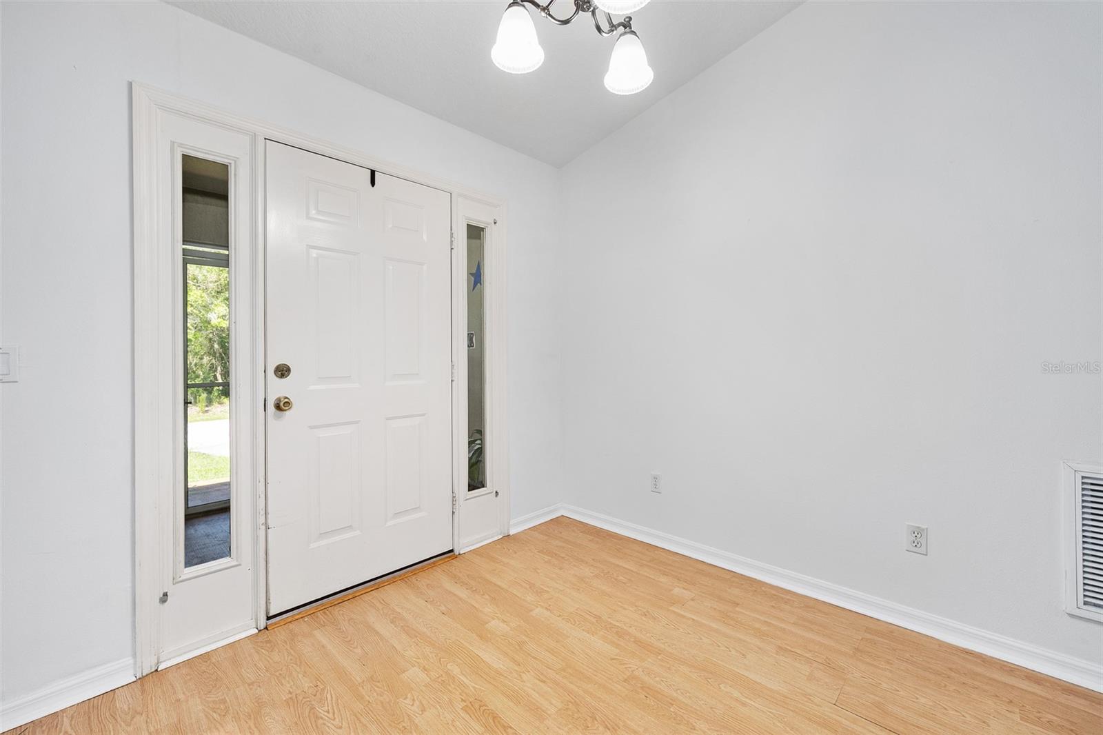 1355 1st Ave Property Photo 10