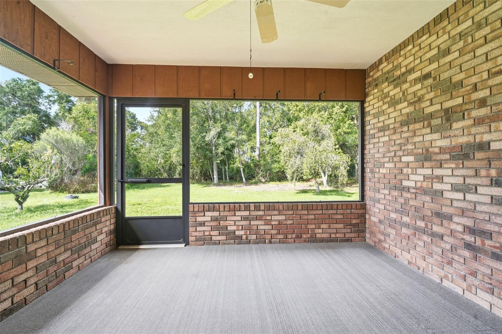 687 Winterberry Trl Property Photo 26