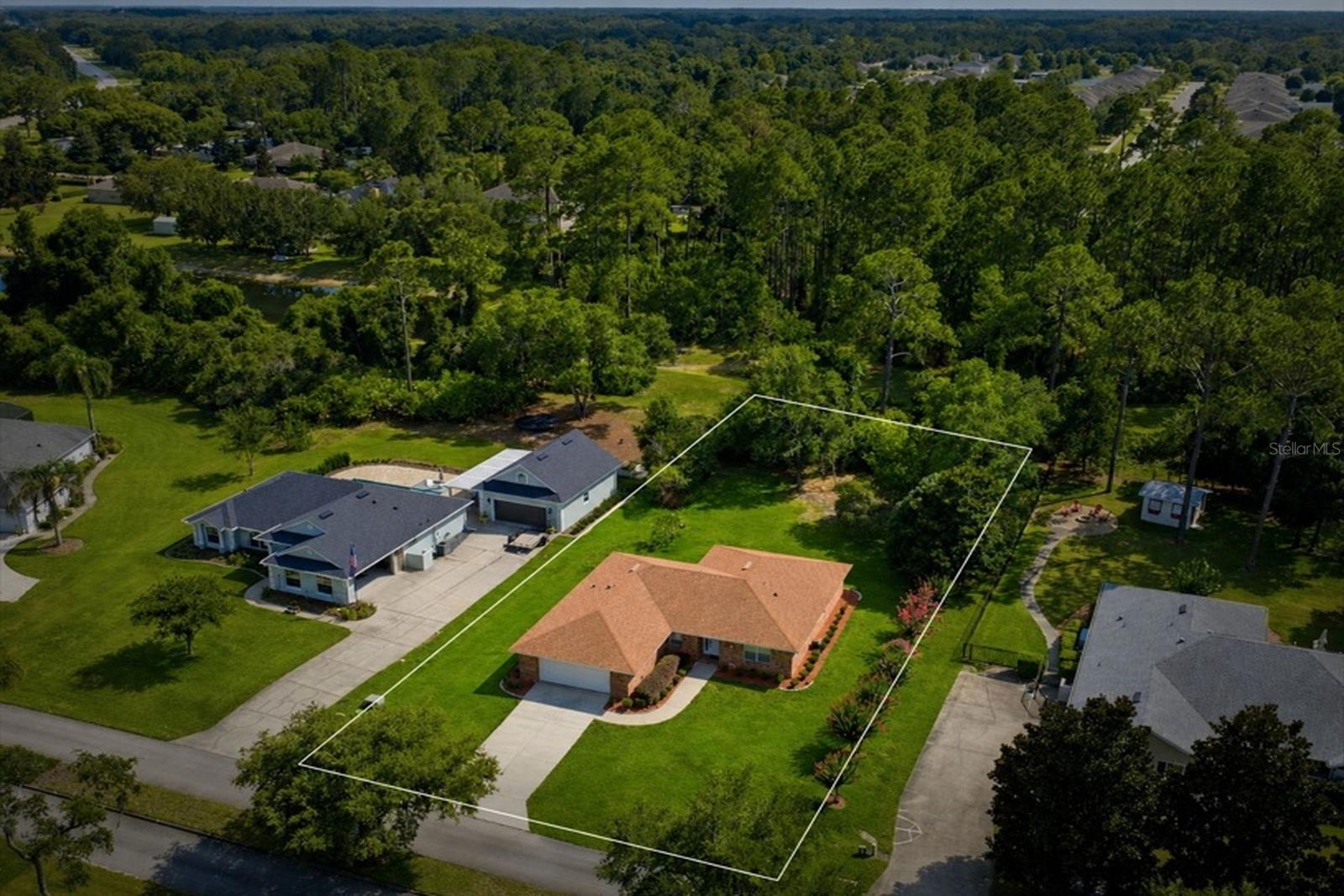 687 Winterberry Trl Property Photo 31