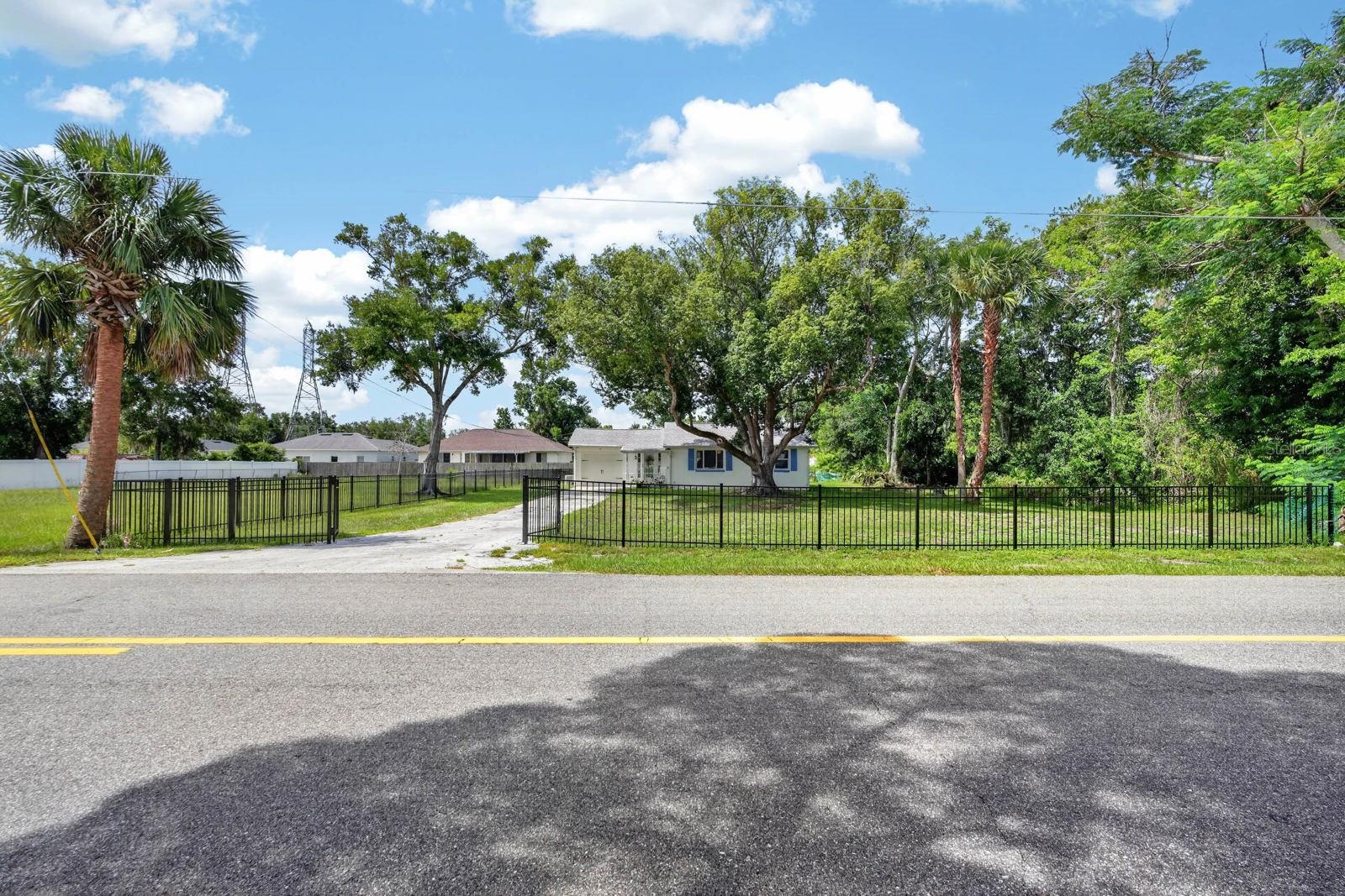 277 Debary Dr Property Photo 35