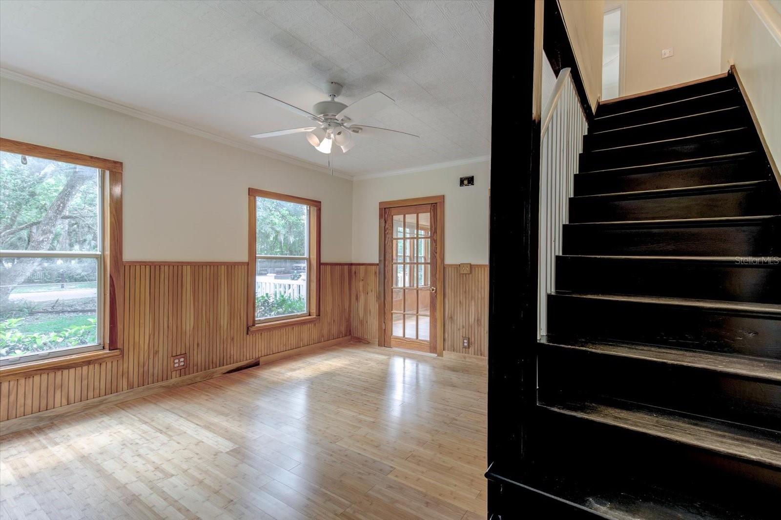 543 N Thorpe Ave Property Photo 37