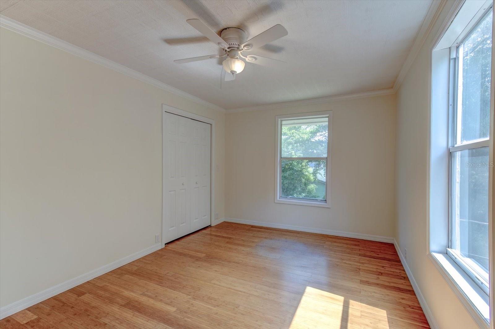 543 N Thorpe Ave Property Photo 48
