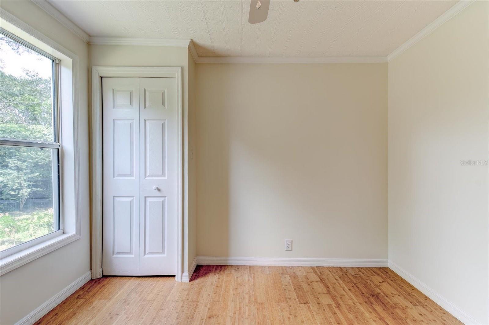 543 N Thorpe Ave Property Photo 54