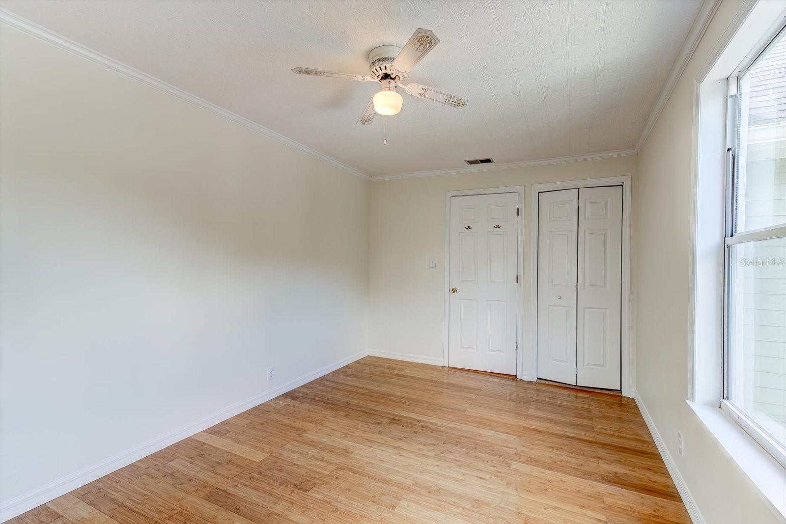 543 N Thorpe Ave Property Photo 57