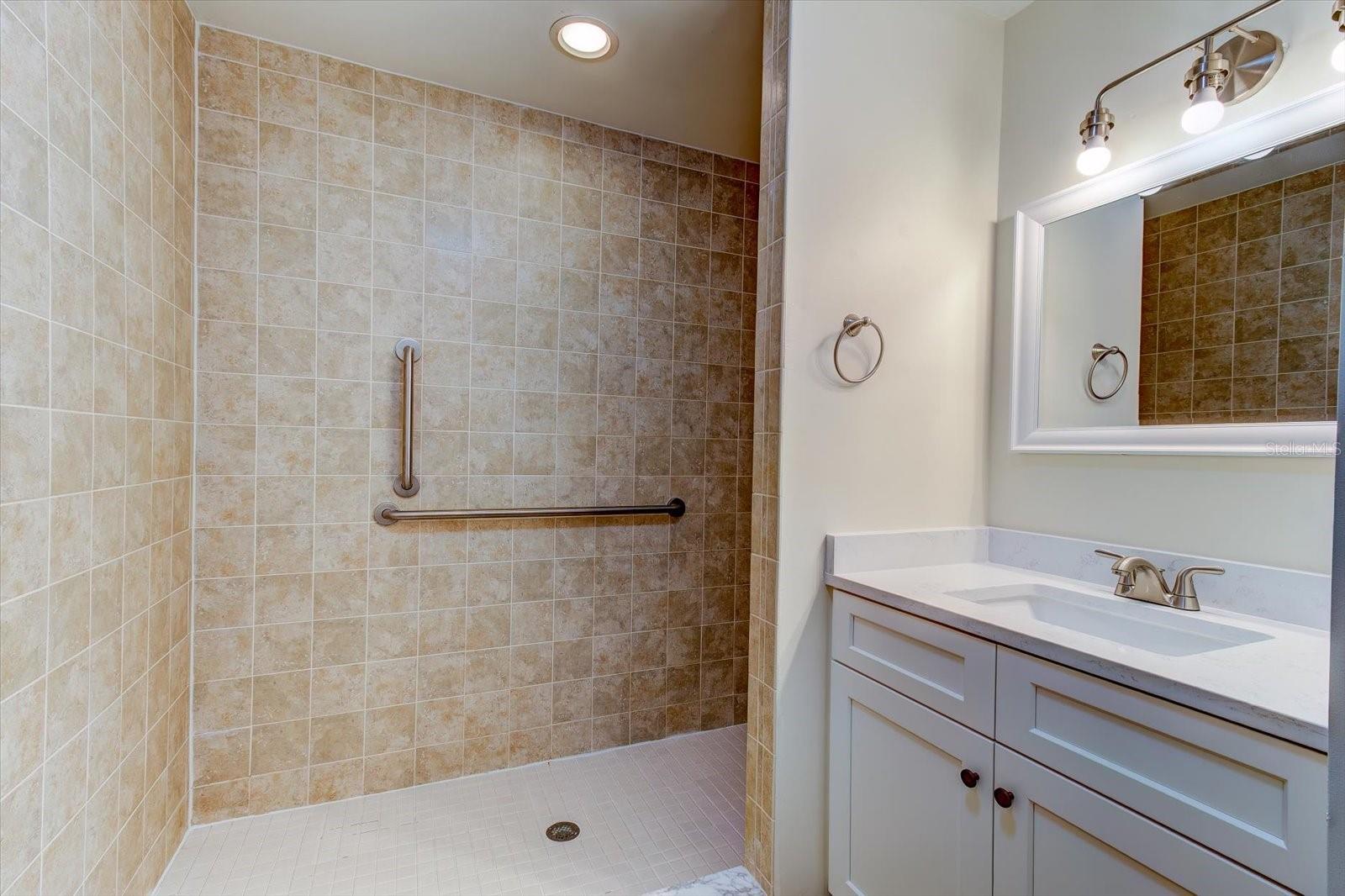 543 N Thorpe Ave Property Photo 63