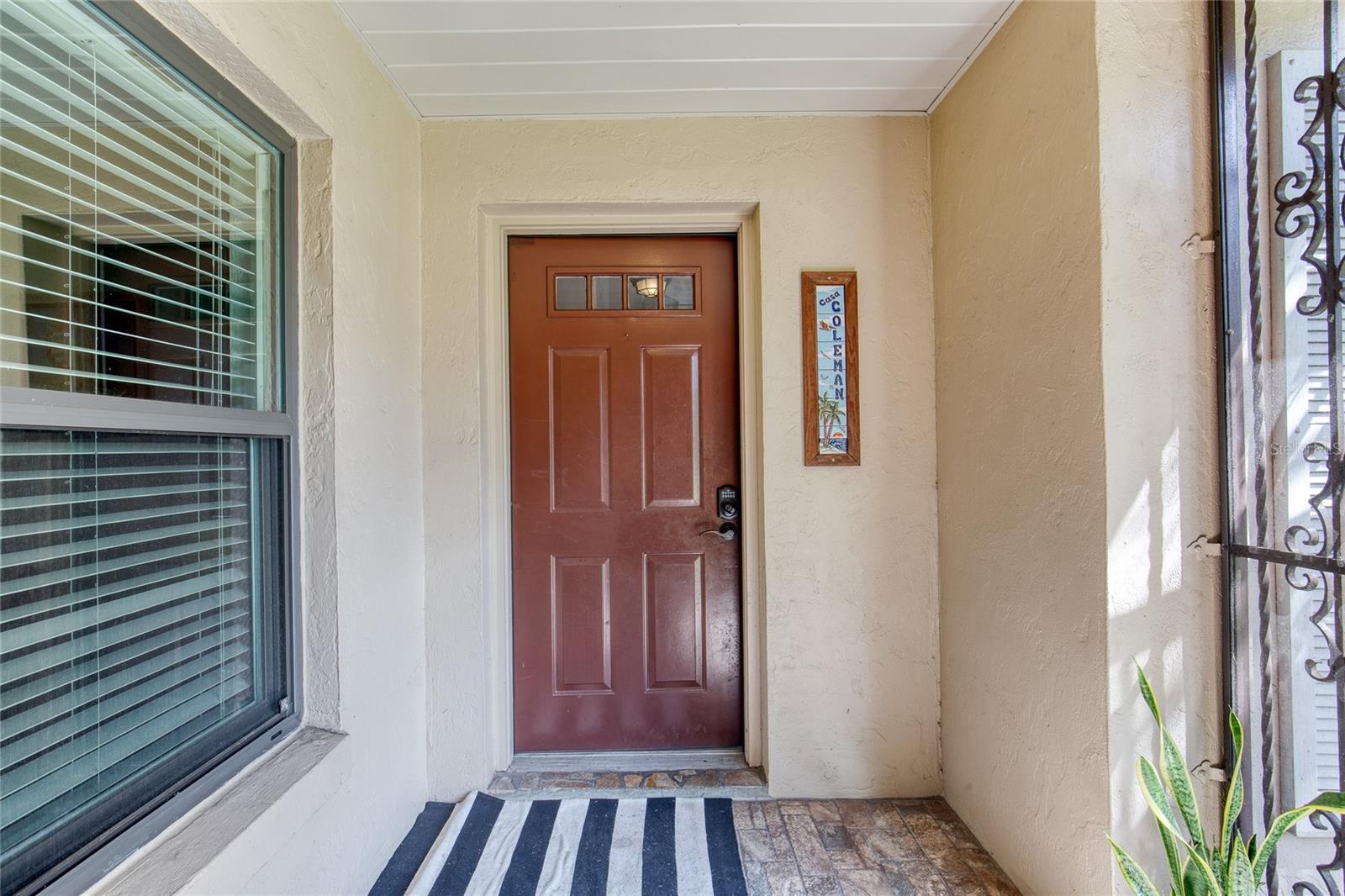 105 Deer Lake Cir Property Photo 7