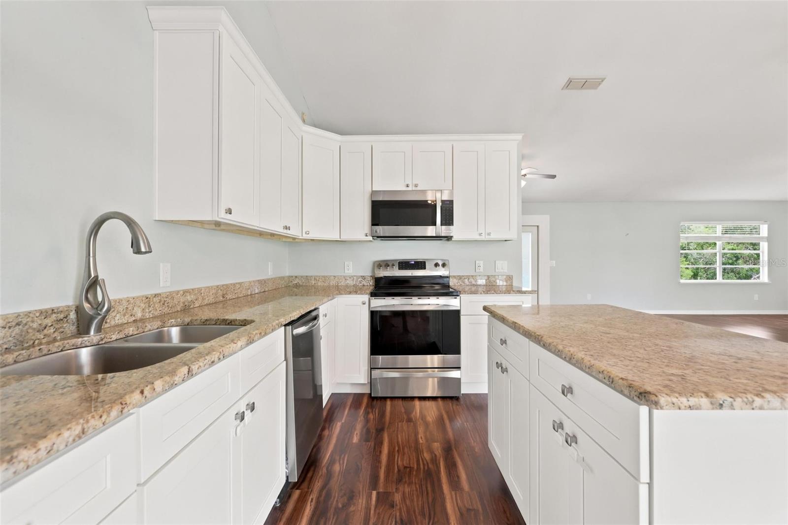 2695 Keene Ln Property Photo 11