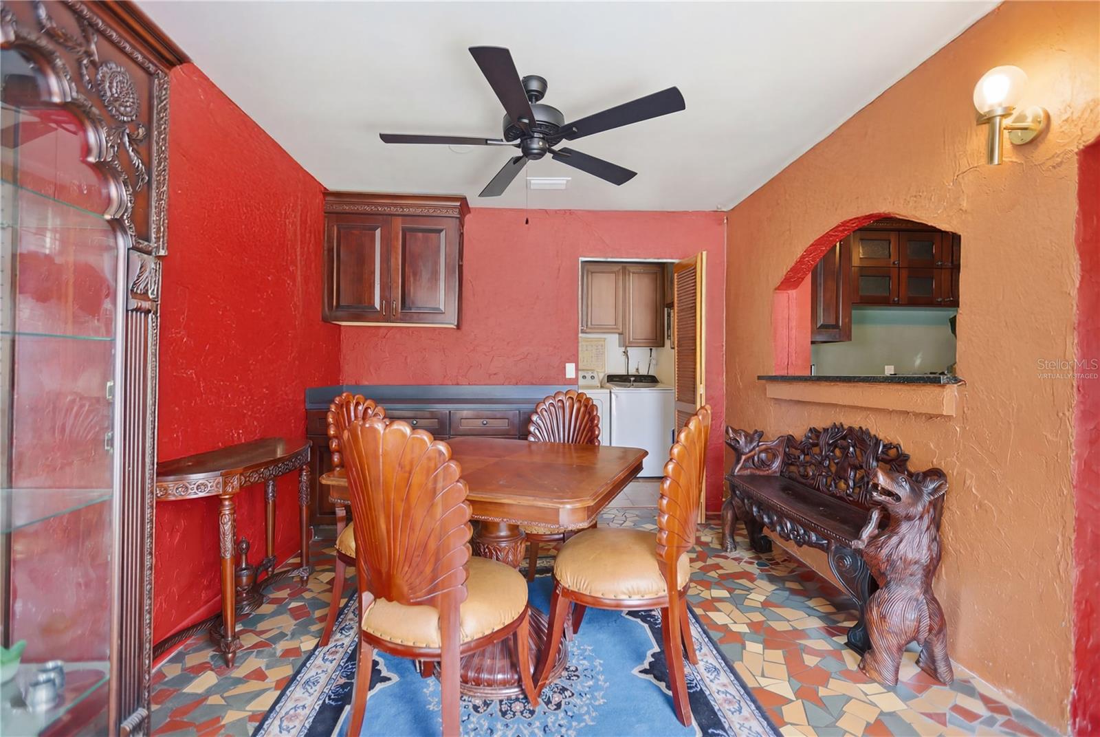 120 Valencia Rd Property Photo 4