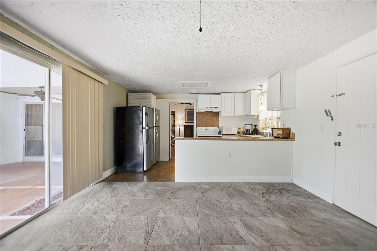 120 Valencia Rd Property Photo 12