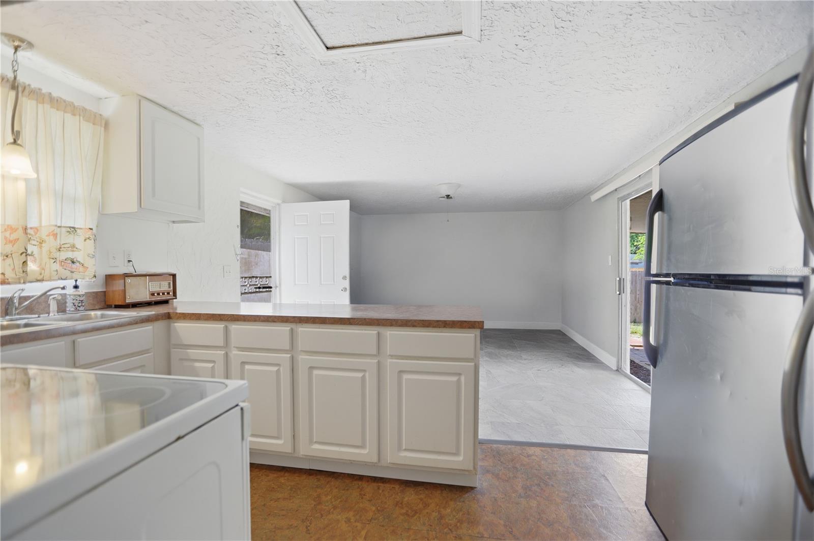 120 Valencia Rd Property Photo 14