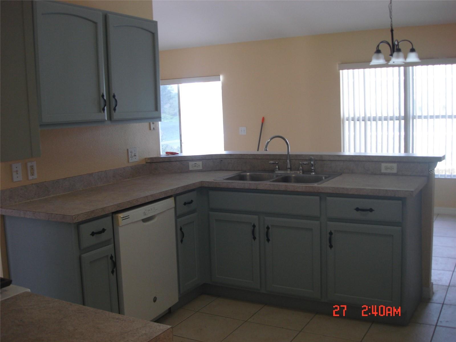 606 Alder Grove Dr Property Photo 4
