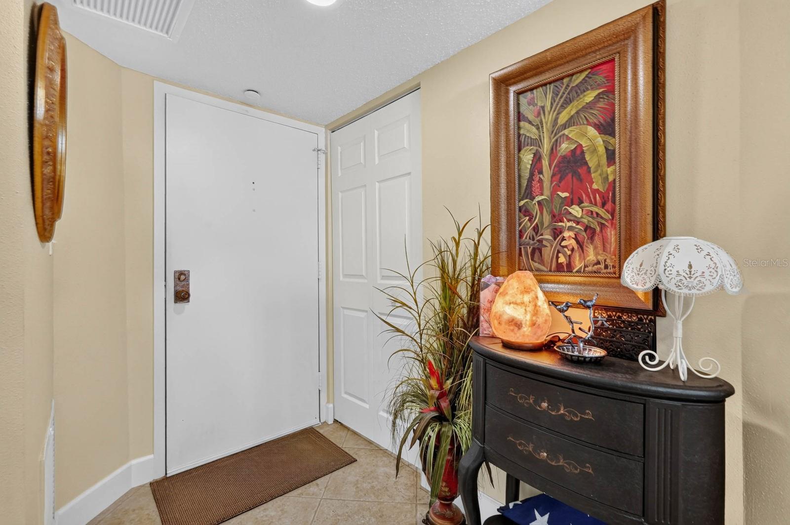 925 N Halifax Ave #403 Property Photo 6