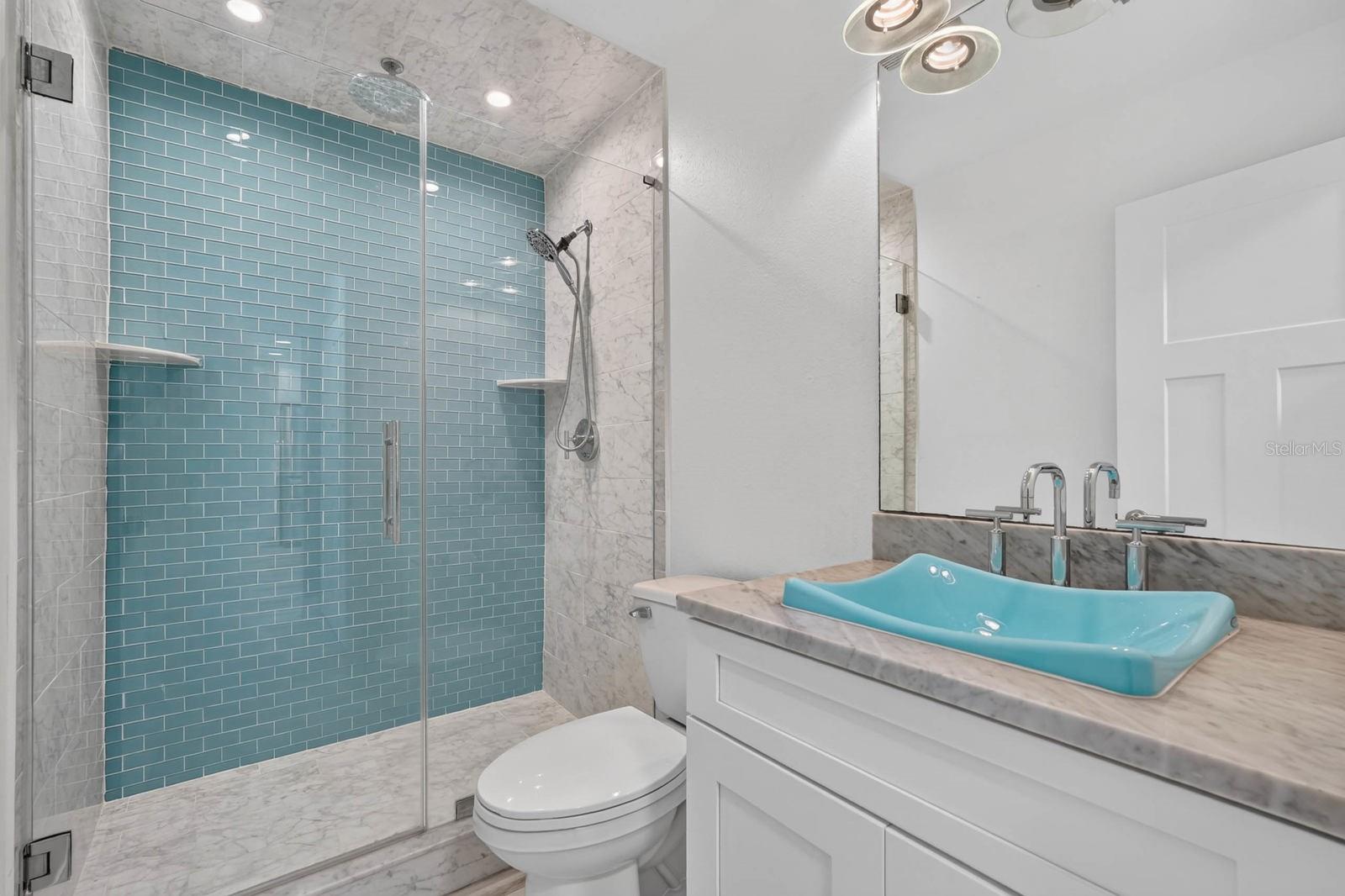 1136 Harbour Point Dr Property Photo 26
