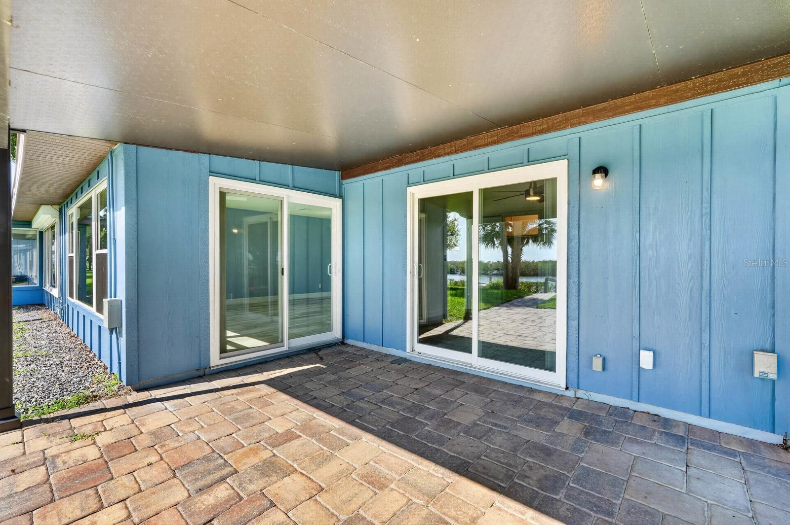 1136 Harbour Point Dr Property Photo 30