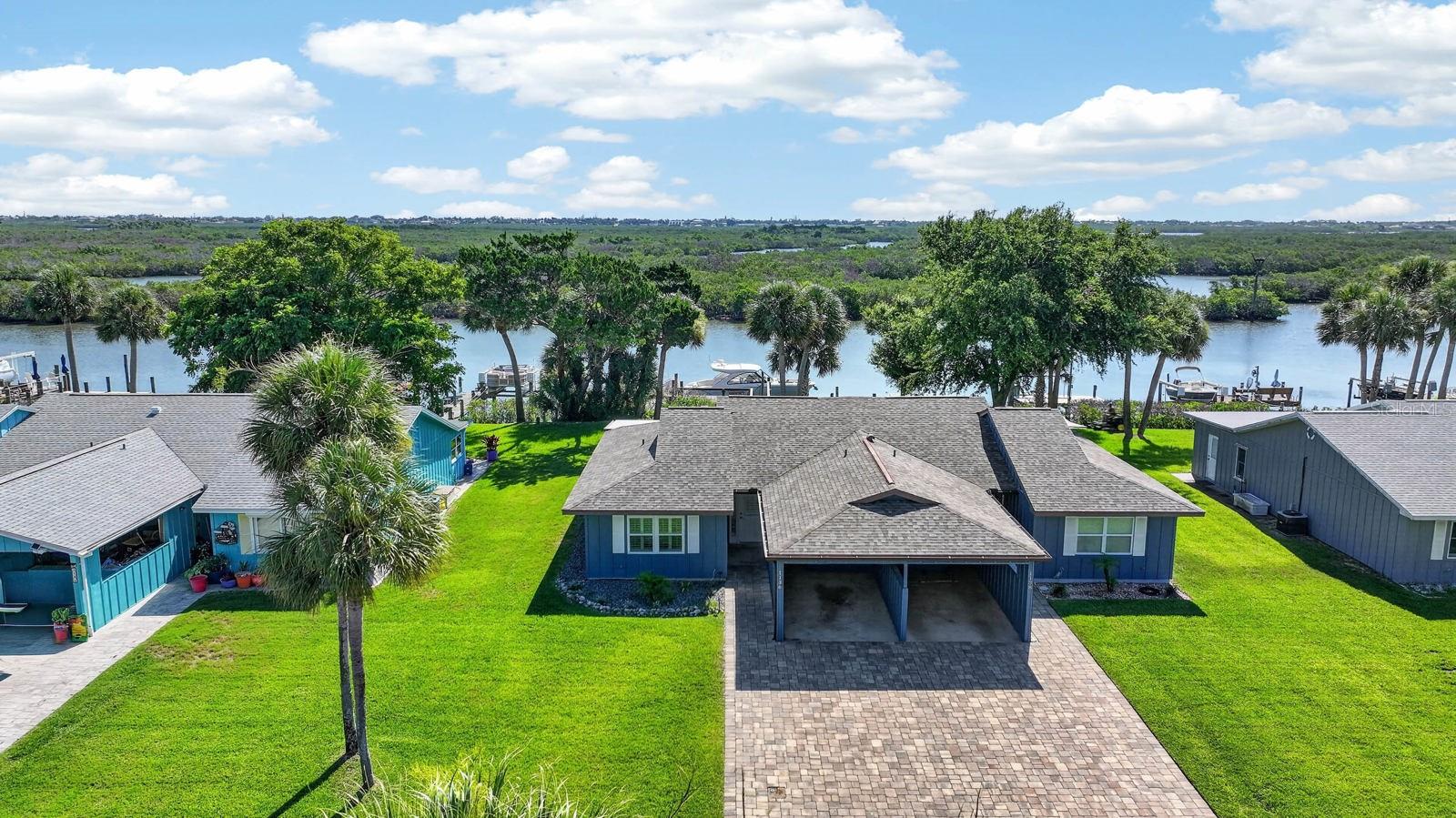 1136 Harbour Point Dr Property Photo 45