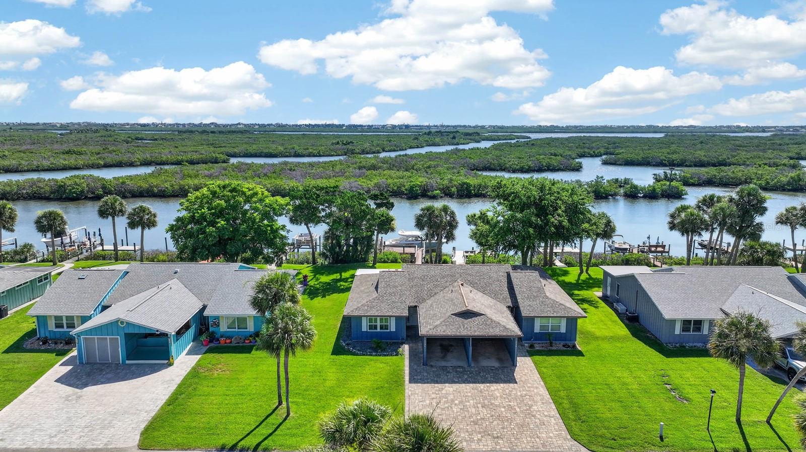 1136 Harbour Point Dr Property Photo 46