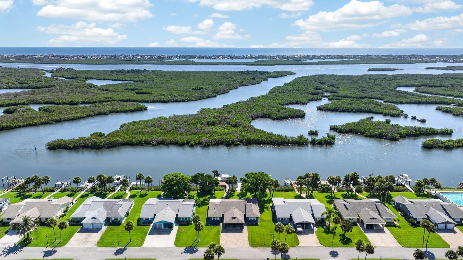 1136 Harbour Point Dr Property Photo 51