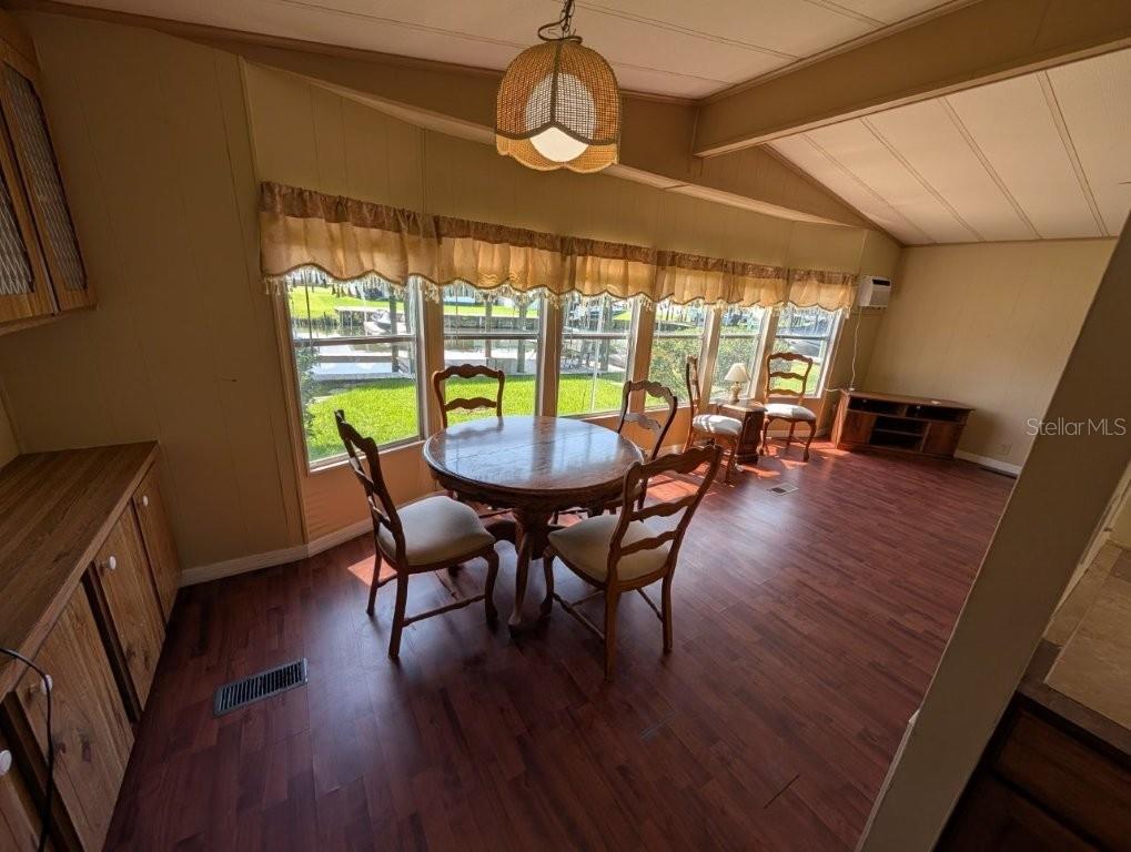 154 Moonlite Dr Property Photo 6