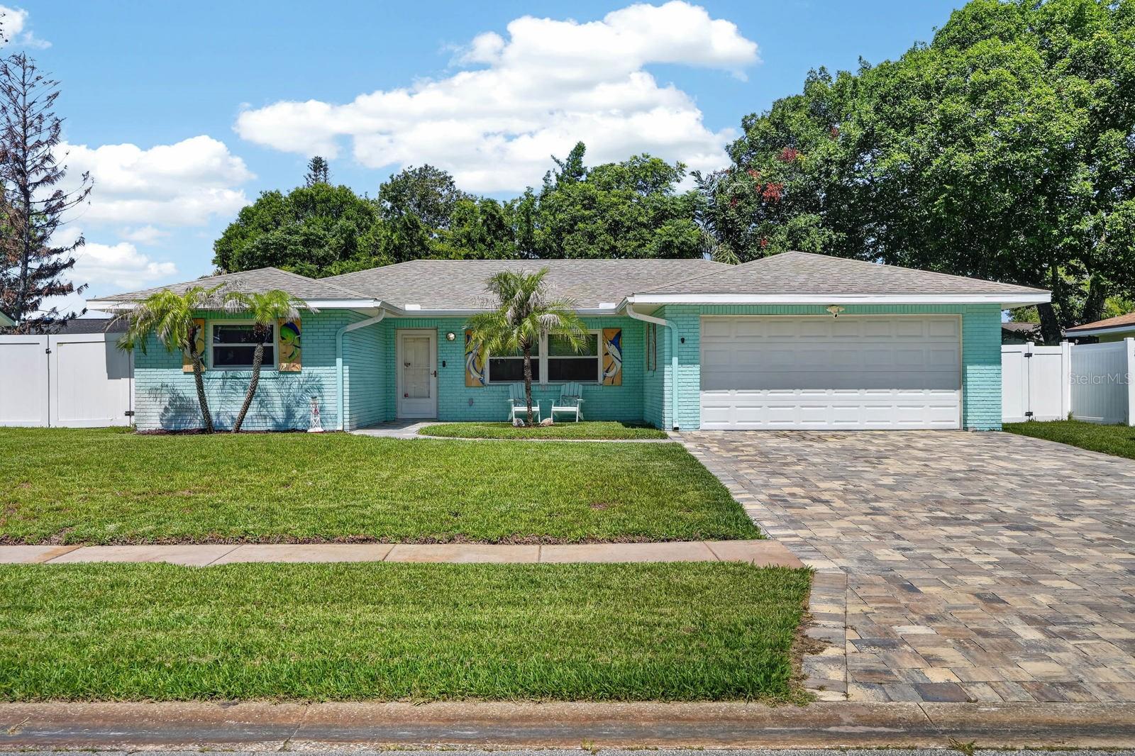 68 Raintree Dr Property Photo 1