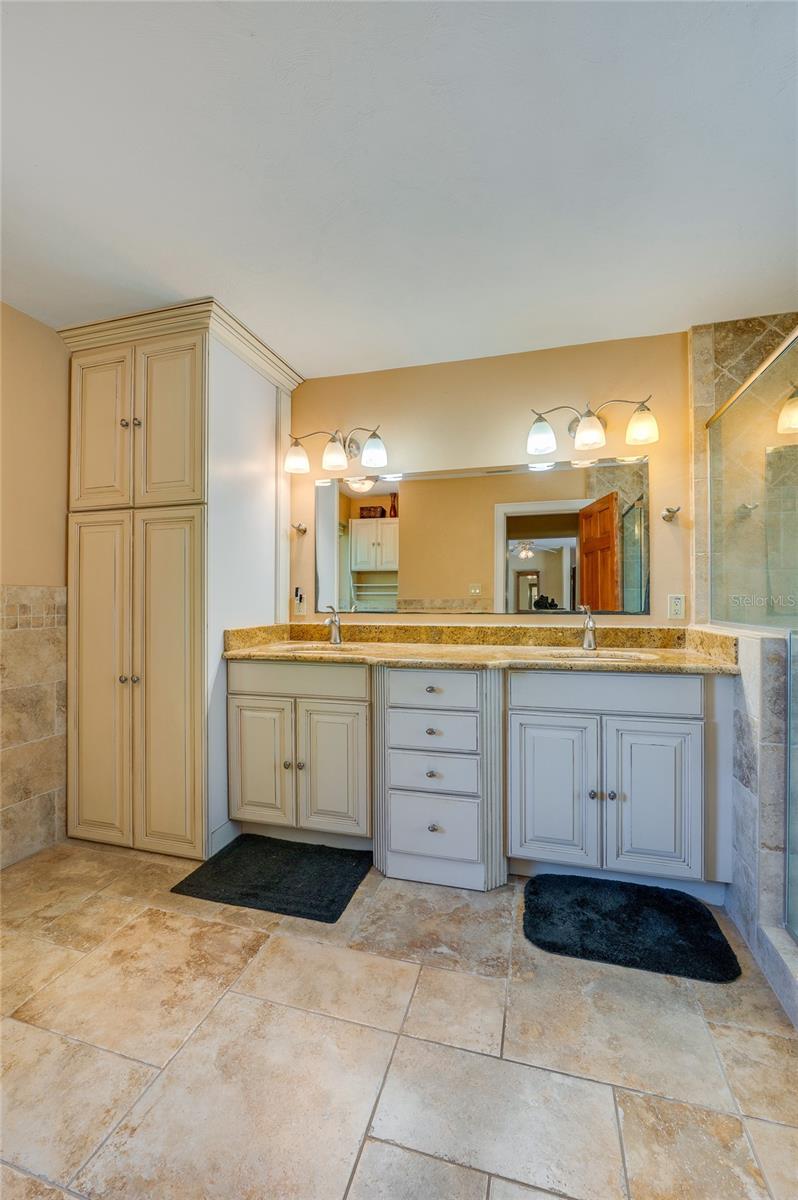 697 John Anderson Dr Property Photo 30