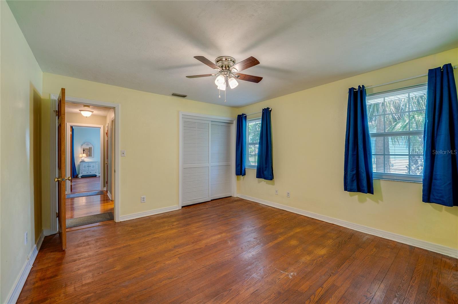 697 John Anderson Dr Property Photo 39