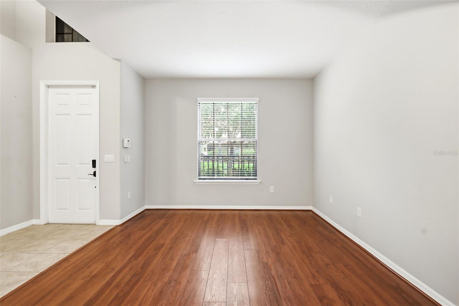109 Elissar Dr Property Photo 8