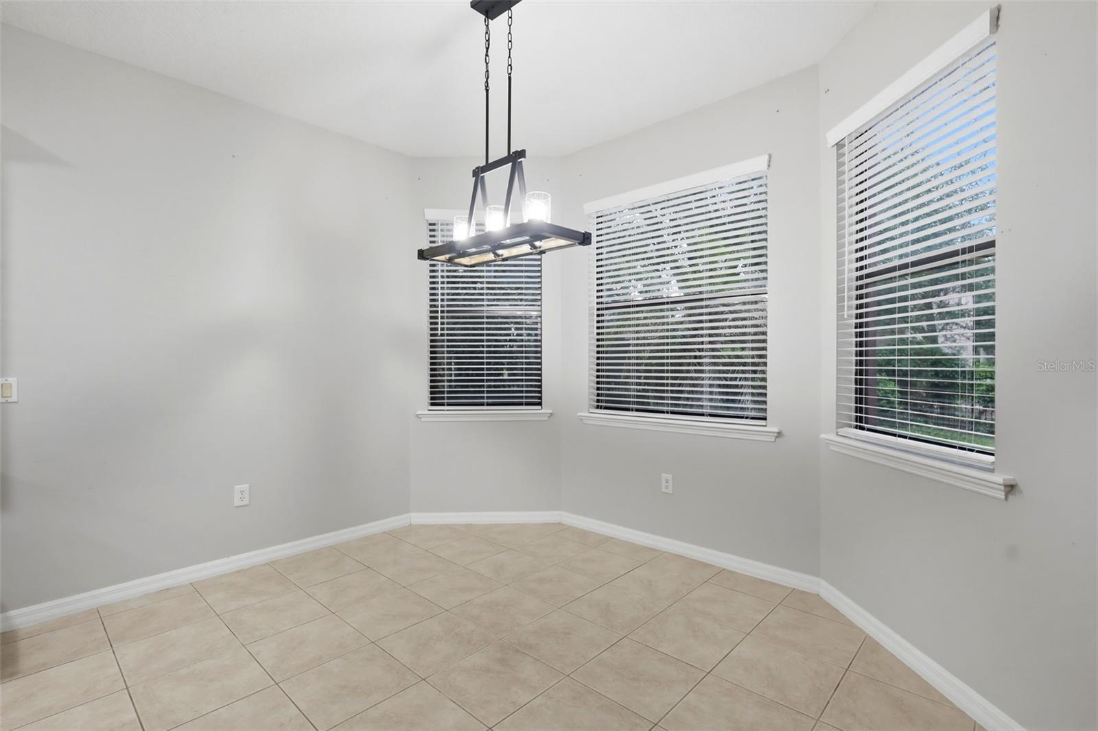 109 Elissar Dr Property Photo 18