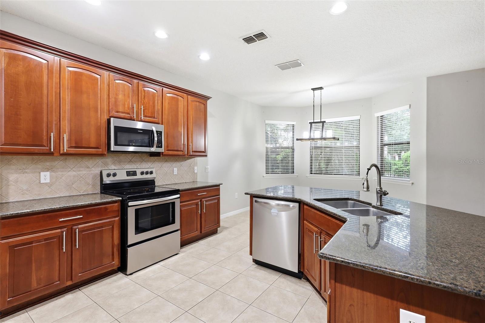 109 Elissar Dr Property Photo 23