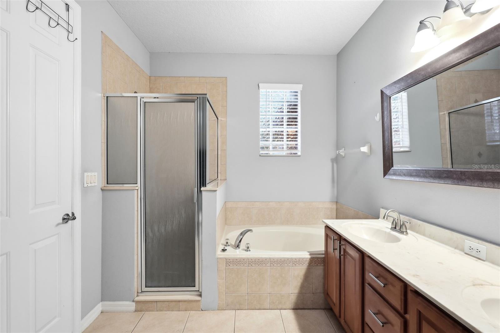 109 Elissar Dr Property Photo 31