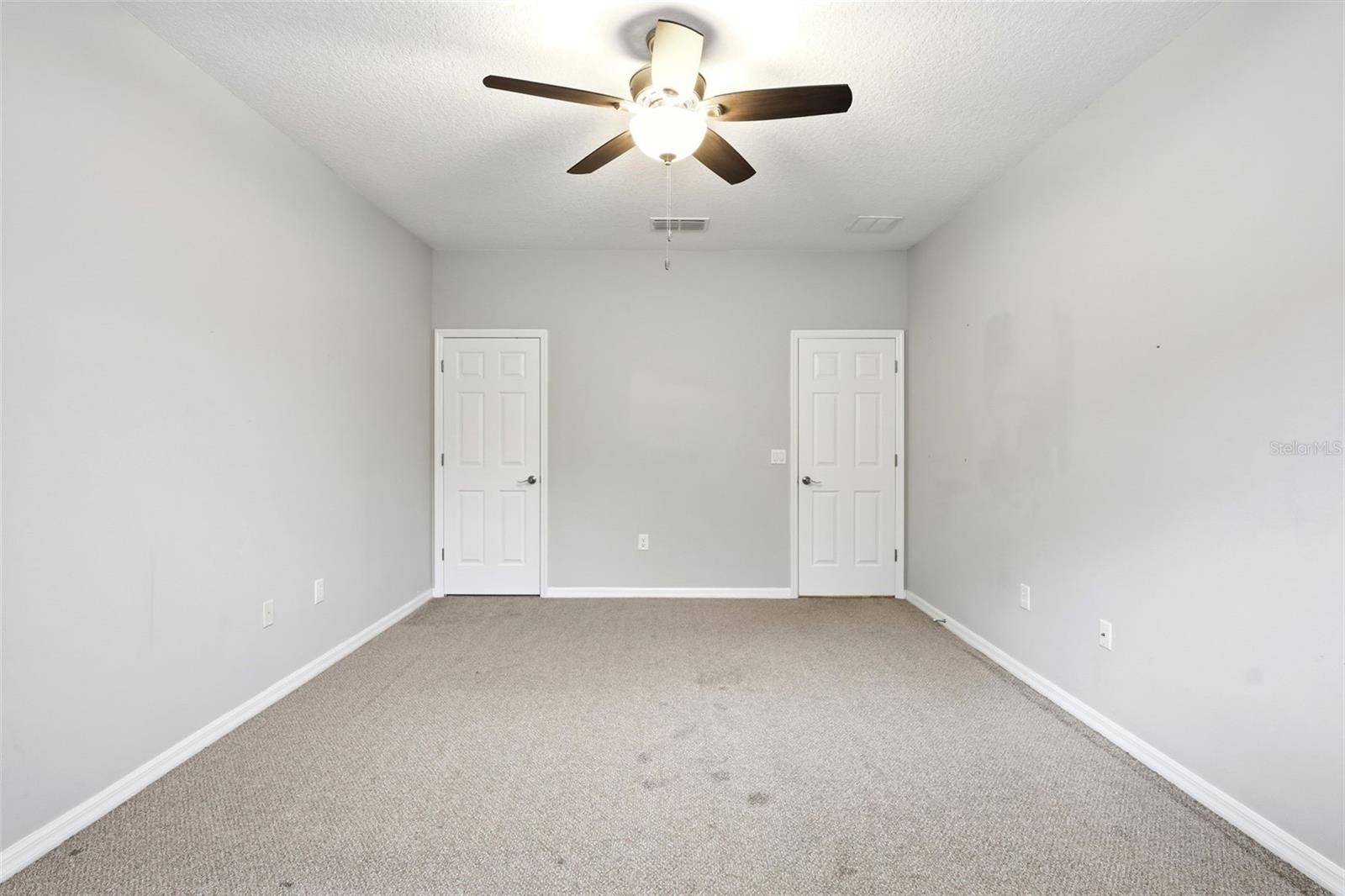 109 Elissar Dr Property Photo 32