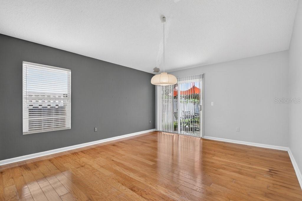 828 Crystal Spring Way Property Photo 10