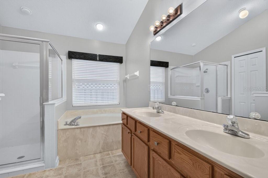 828 Crystal Spring Way Property Photo 16